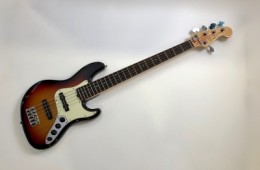 Fender Jazz Bass V American Deluxe