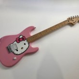 Squier Stratocaster Hello Kitty 2008